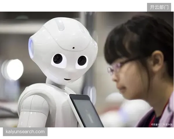 当AI代理的战术建议胜率超过主教练时，更衣室的权力平衡将如何被打破？
